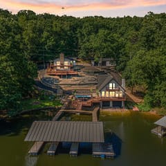 89 LYNNS CT 1