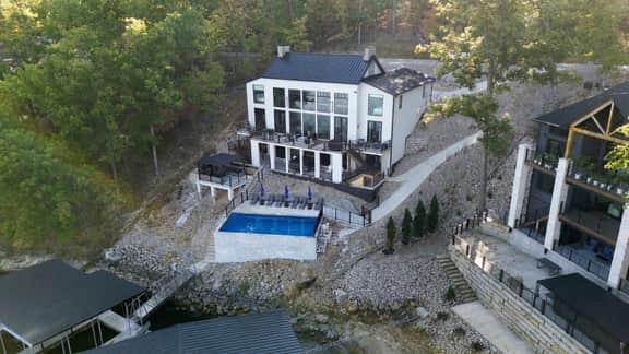 179 WATERFORD TER - Image 3